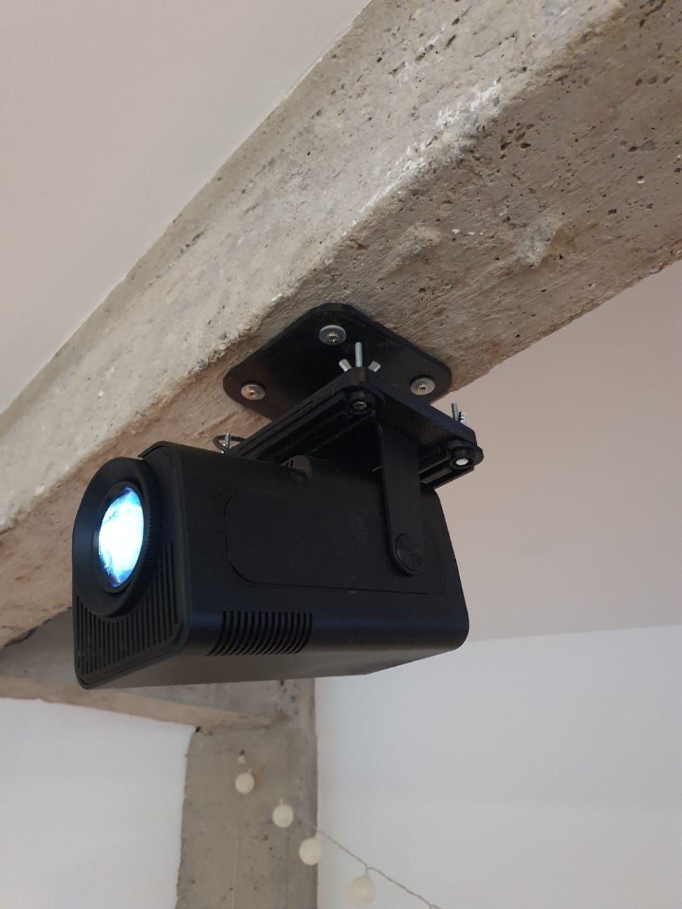 Soporte para proyector HY320